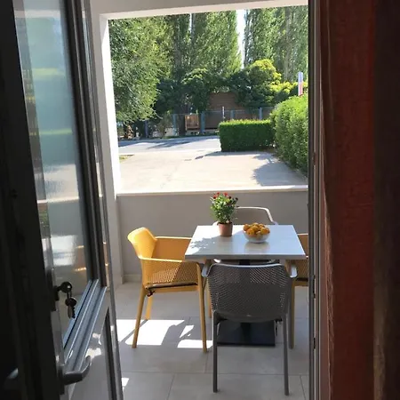 Bed & Breakfast Ante1 *